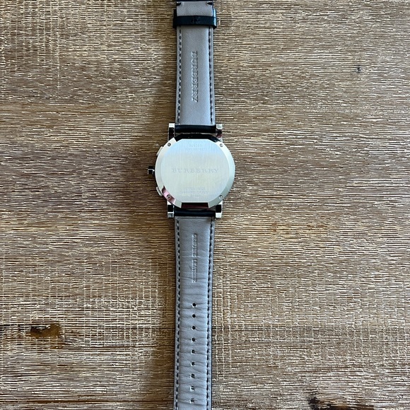 Silver Burberry Chronograph Analog Watch - with black Burberry 20mm band - Picture 4 of 6